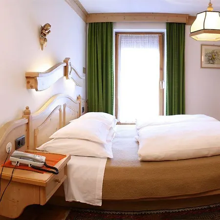 Hotel Dolomiti Madonna